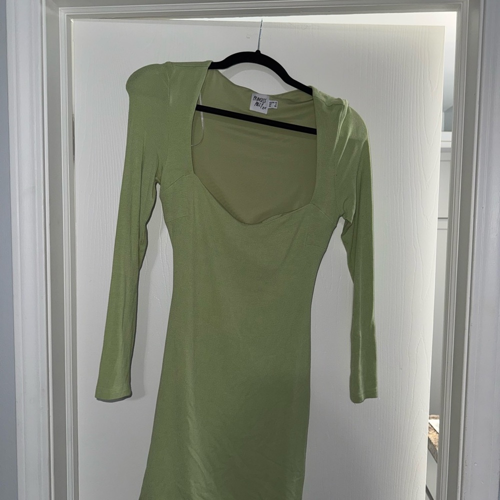 Green Long Sleeve Dress